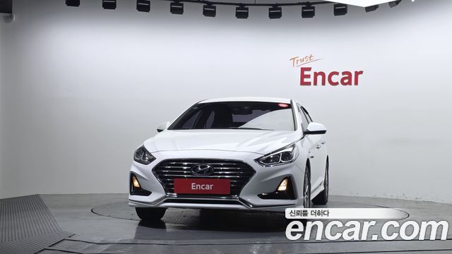 Hyundai Sonata LPI Taxi Style — пробег 92 998 км — фото 3 из 5