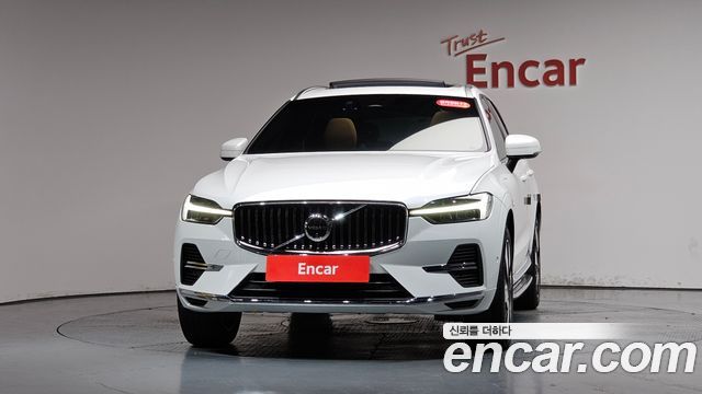 Volvo XC60 T8 Ultra Bright — пробег 24 272 км — фото 3 из 5