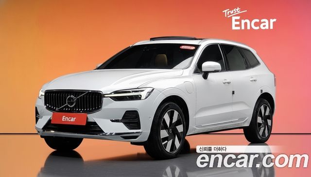 Volvo XC60 T8 Ultra Bright — пробег 24 272 км — фото 1 из 5
