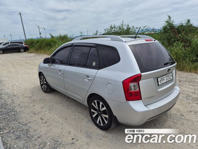 Kia Carens LPI 2.0 GLX High-Deluxe — пробег 140 501 км — фото 5 из 5