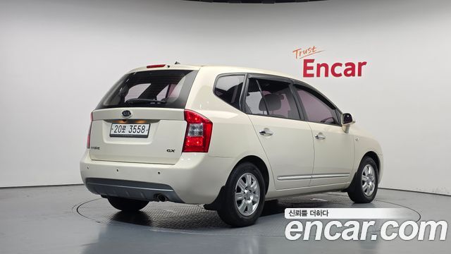 Kia Carens из Кореи Encar