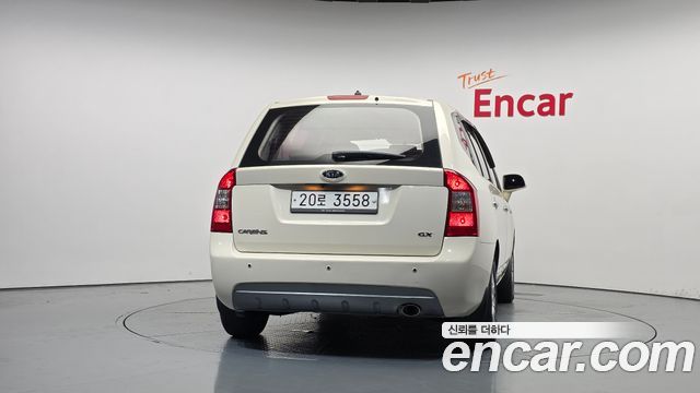 Kia Carens из Кореи Encar