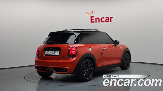 Mini Cooper из Кореи Encar