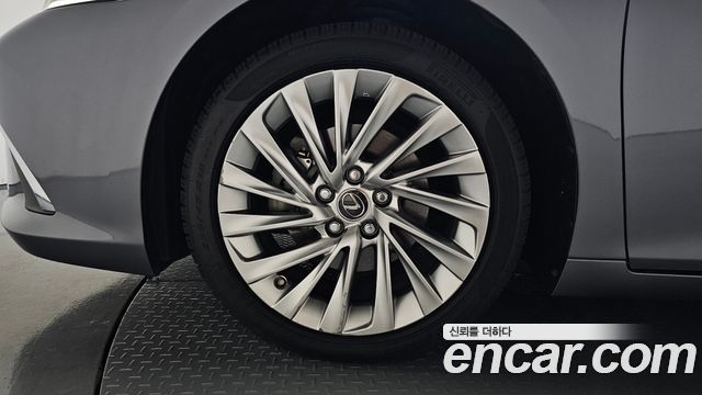 Lexus ES из Кореи Encar