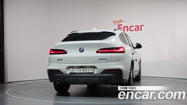 BMW X4 xDrive20i M Sport X — пробег 66 391 км — фото 4 из 5