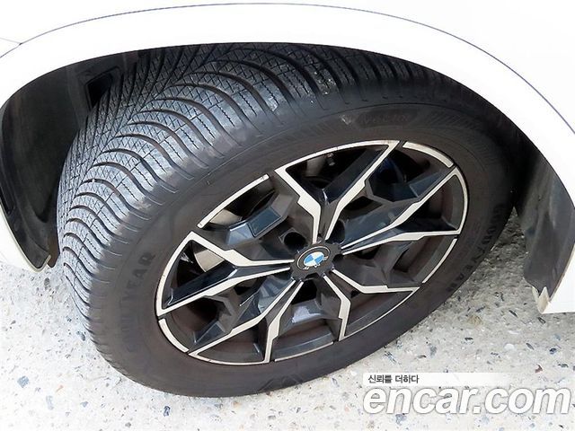 BMW X4 xDrive20i M Sport — пробег 72 146 км — фото 5 из 5
