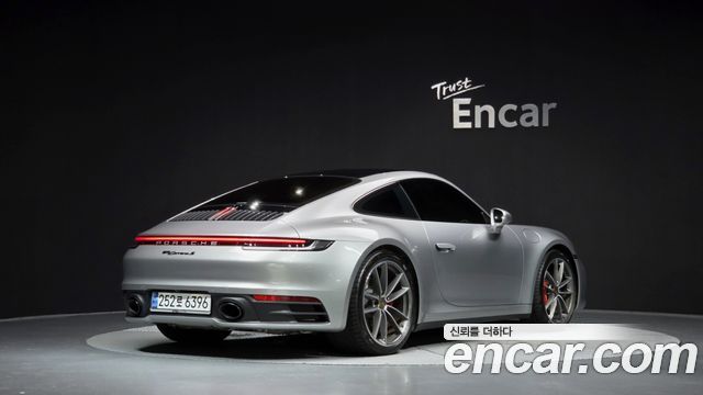 Porsche 911 Carrera S — пробег 10 760 км — фото 2 из 5