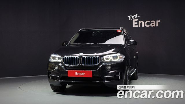 BMW X5 xDrive 40e iPerformance — пробег 73 704 км — фото 3 из 5