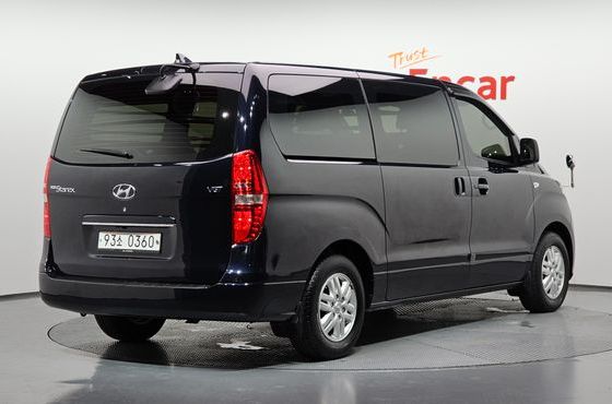 Hyundai Starex Van 3-Seater Smart — пробег 61 751 км — фото 2 из 5