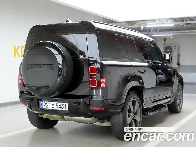 Land Rover Defender 110 D300 X-Dynamic HSE — пробег 73 590 км — фото 4 из 5