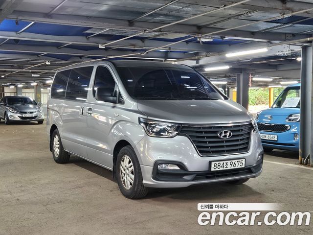Hyundai Starex Van 3-Seater Smart — пробег 280 981 км — фото 1 из 5