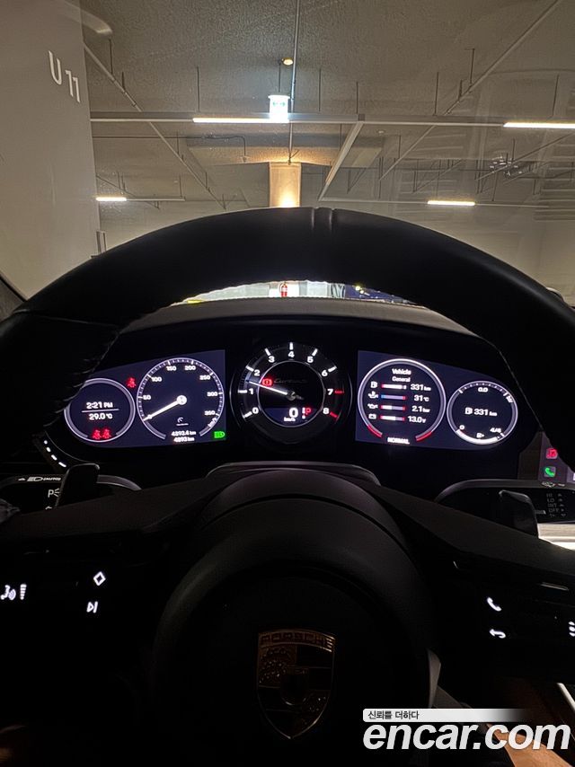 Porsche 911 Turbo S — пробег 4 893 км — фото 2 из 5