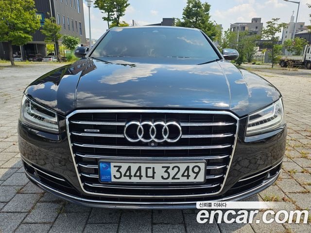 Audi A8 60 TDI Quattro D4 — пробег 146 600 км — фото 1 из 5