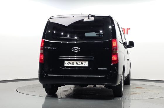 Hyundai Starex Van 5-Seater Smart — пробег 121 285 км — фото 4 из 5
