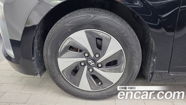 Hyundai Ioniq из Кореи Encar