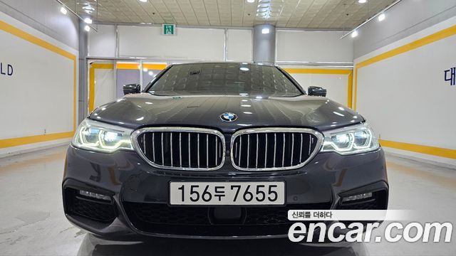 BMW 5-Series 520d M Sport Package Plus — пробег 134 233 км — фото 1 из 5