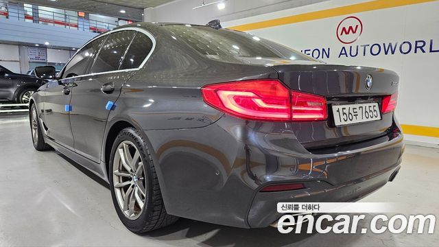 BMW 5-Series 520d M Sport Package Plus — пробег 134 233 км — фото 4 из 5