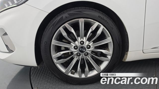 Kia K7 из Кореи Encar
