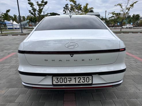 Hyundai Grandeur 2,5 Gasoline 2WD Premium — пробег 36 188 км — фото 2 из 5