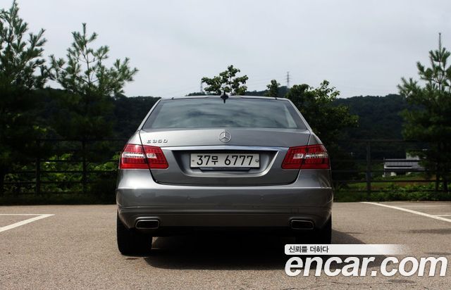 Mercedes-Benz E-Class E350 — пробег 85 000 км — фото 4 из 5