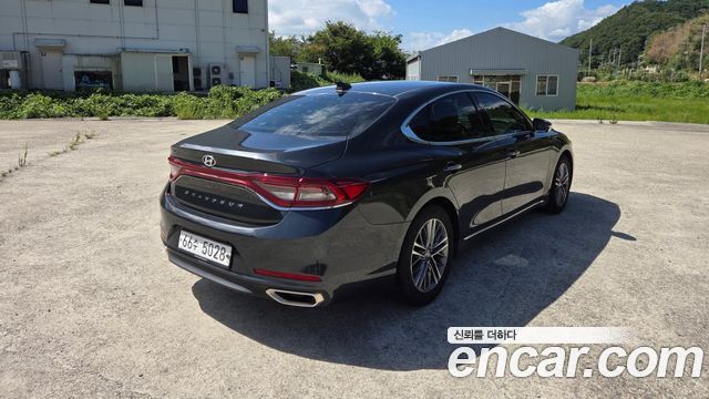 Hyundai Grandeur из Кореи Encar