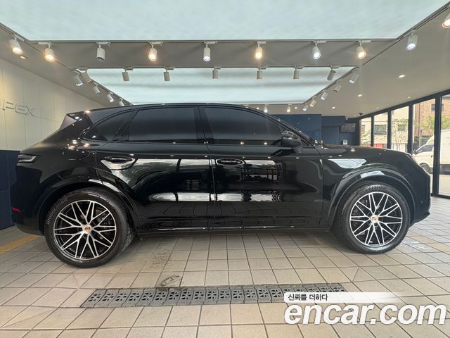 Porsche Cayenne 3.0 — пробег 9 600 км — фото 3 из 5