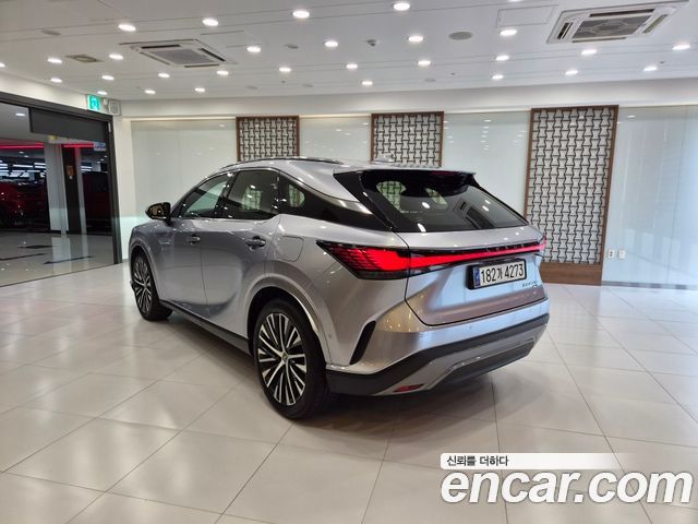 Lexus RX Luxury — пробег 44 219 км — фото 2 из 5