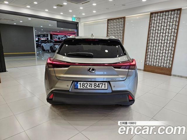 Lexus UX из Кореи Encar
