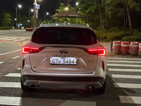 Infiniti QX50 2.0 Sensory AWD — пробег 65 000 км — фото 5 из 5