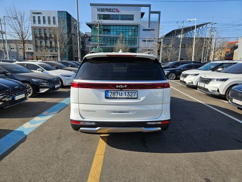 Kia Carnival Diesel 7-Seater Signature — пробег 98 074 км — фото 3 из 5
