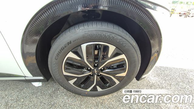 Kia EV6 Long Range Earth — пробег 90 км — фото 3 из 5