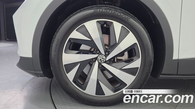Volkswagen ID.4 Pro — пробег 13 979 км — фото 5 из 5