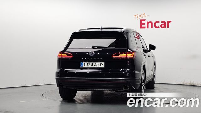 Volkswagen Touareg 3.0 TDI Premium — пробег 18 022 км — фото 4 из 5