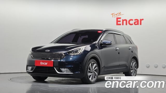 Kia Niro Noblesse — пробег 88 466 км — фото 1 из 5