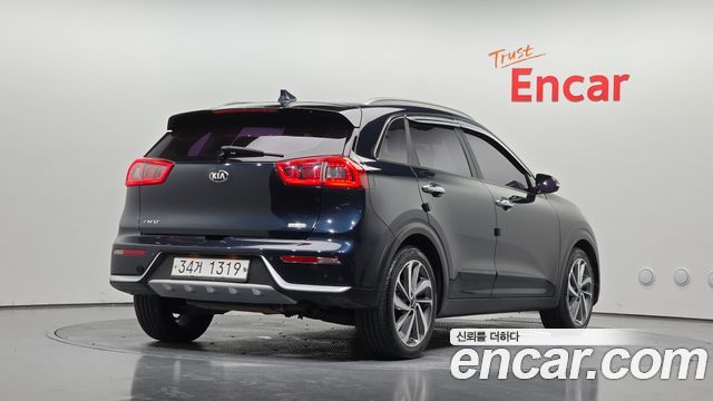 Kia Niro Noblesse — пробег 88 466 км — фото 2 из 5