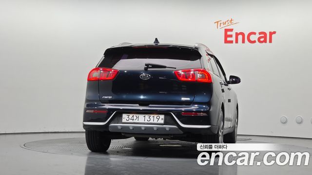 Kia Niro Noblesse — пробег 88 466 км — фото 4 из 5