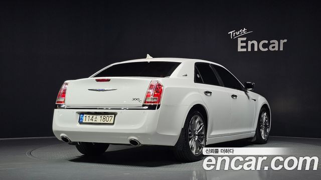 Chrysler 300C 3.0 Diesel — пробег 165 739 км — фото 2 из 5