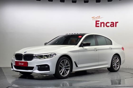 BMW 5-Series 530i xDrive M Sport Package Plus — пробег 144 972 км — фото 1 из 5