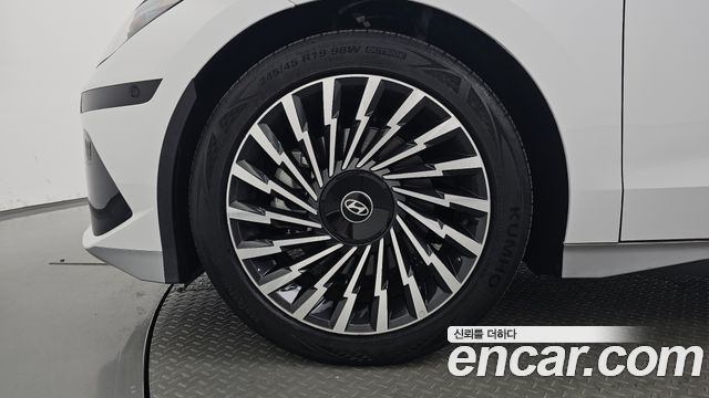 Hyundai Ioniq6 из Кореи Encar