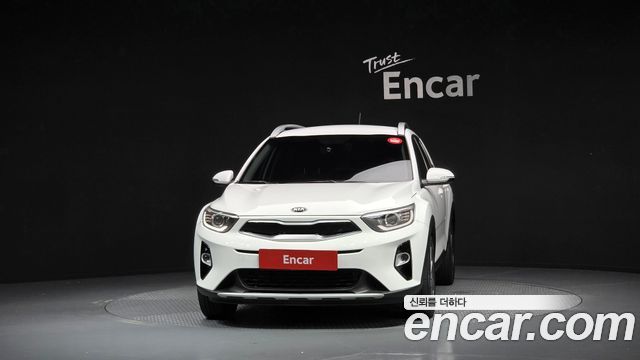 Kia Stonic 1.4 Prestige — пробег 73 735 км — фото 3 из 5