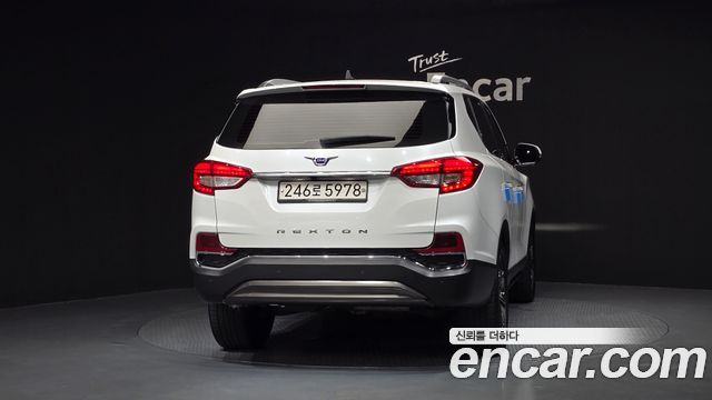 Ssangyong Rexton из Кореи Encar