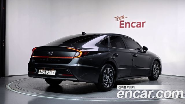 Hyundai Sonata Premium — пробег 81 018 км — фото 2 из 5