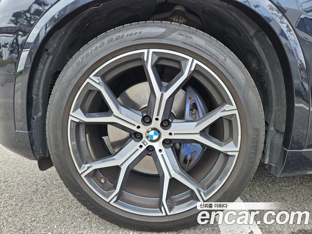 BMW X5 xDrive 40i M Sport — пробег 66 600 км — фото 5 из 5