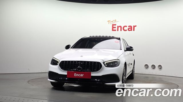 Mercedes-Benz E-Class из Кореи Encar