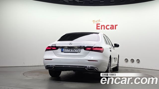 Mercedes-Benz E-Class из Кореи Encar