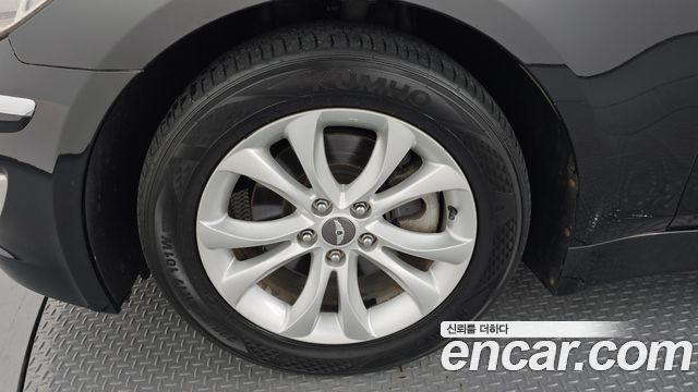 Hyundai Genesis из Кореи Encar