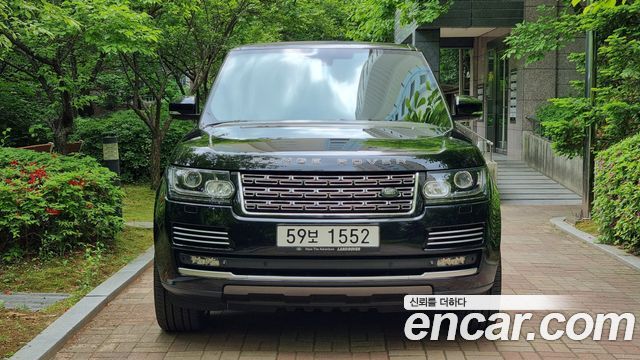 Land Rover Range Rover 4.4 SDV8 Vogue SE DIESEL — пробег 207 500 км — фото 2 из 5
