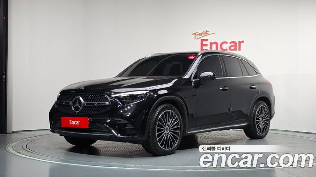 Mercedes-Benz GLC-Class GLC300 4MATIC AMG Line — пробег 38 099 км — фото 1 из 5