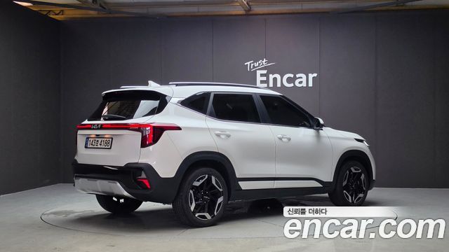 Kia Seltos из Кореи Encar