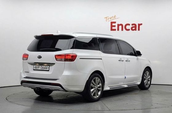 Kia Carnival 9-seater Noblesse — пробег 134 725 км — фото 2 из 5